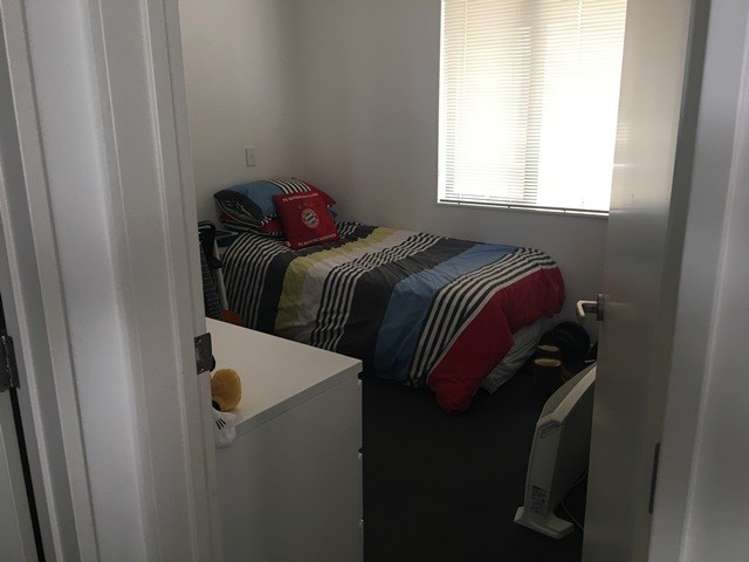 B301/525 East Coast Road Browns Bay_16