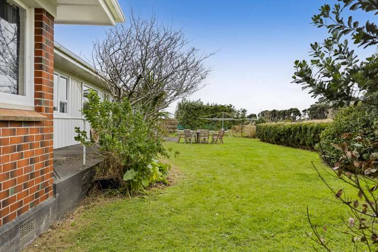 33 Whitcombe Road Opunake_30