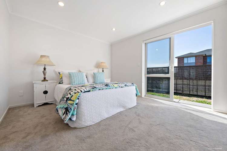 10 Iwinuku Crescent Wattle Downs_13