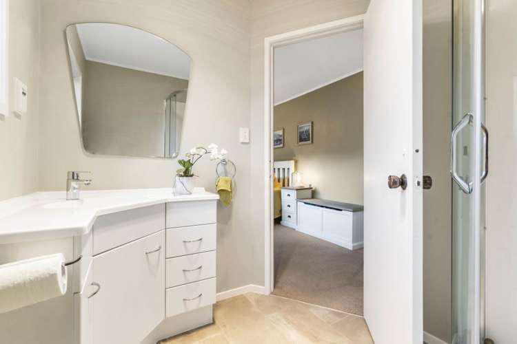 68 Holyoake Place Chatswood_16