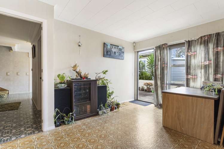 44 Bradbury Road Botany Downs_6