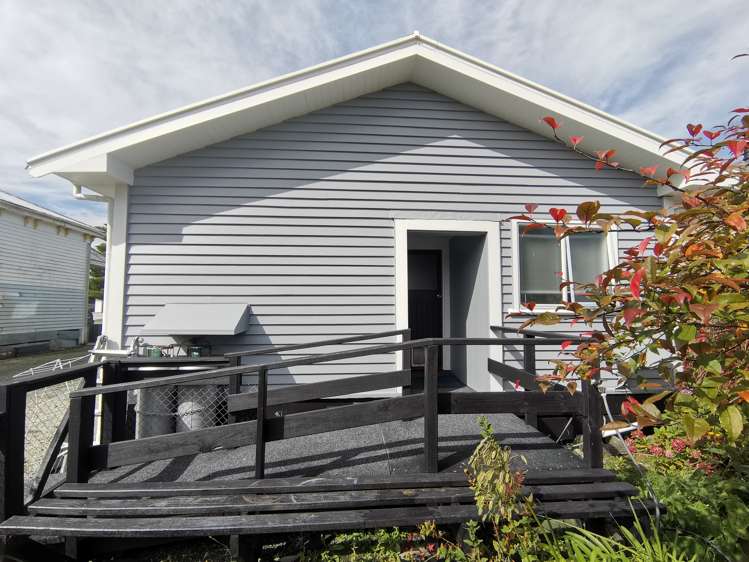 127 Hall Street Hokitika_13