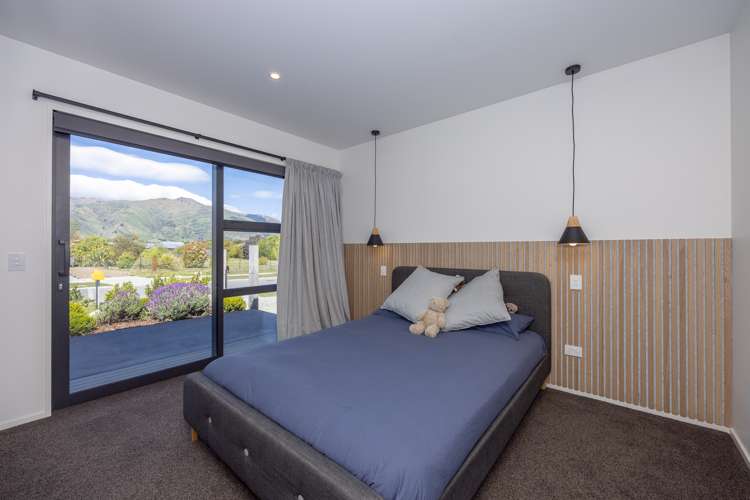 27 Sarges Way Lake Hawea_11