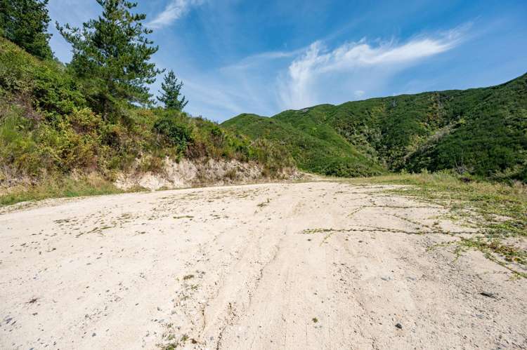 297 Graham Valley Road Motueka Valley_24