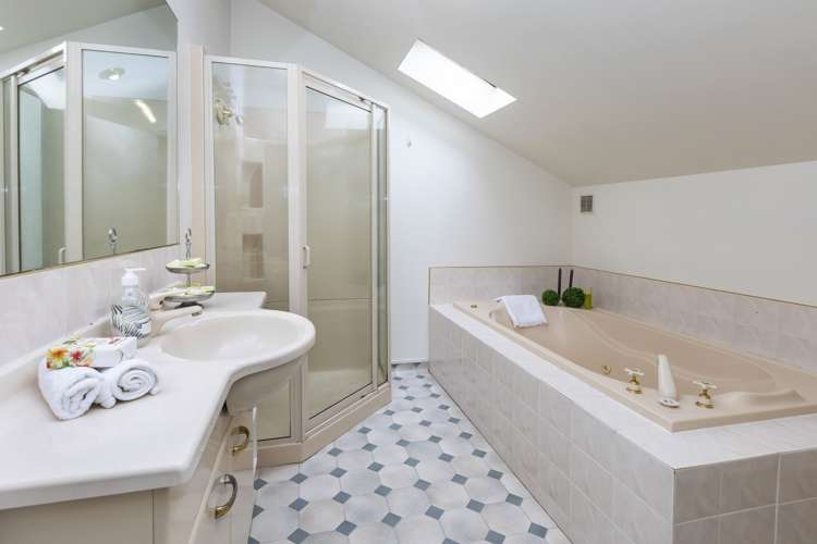 6/16 Derby Street Saint Albans_11