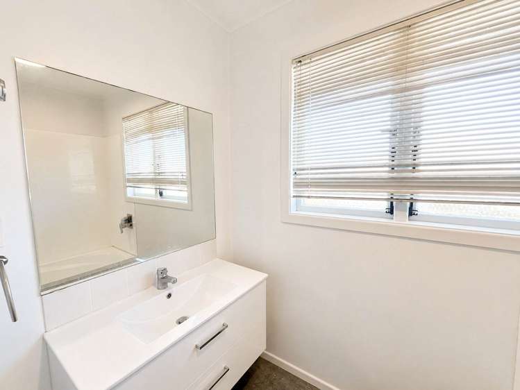 2/81A Pakuranga Road Pakuranga_7