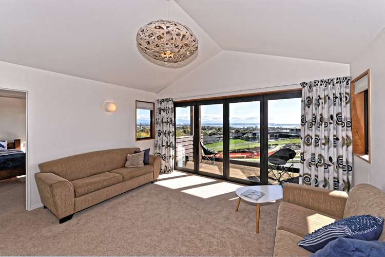 40 Angelus Avenue Richmond_16