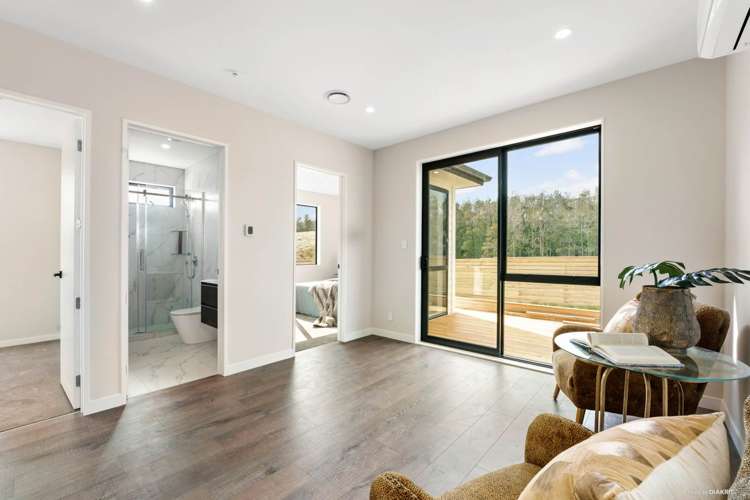 39 Koropa Road Flat Bush_21