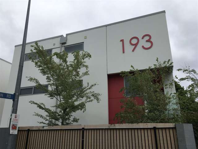 F1/193 Riccarton Road Riccarton_1
