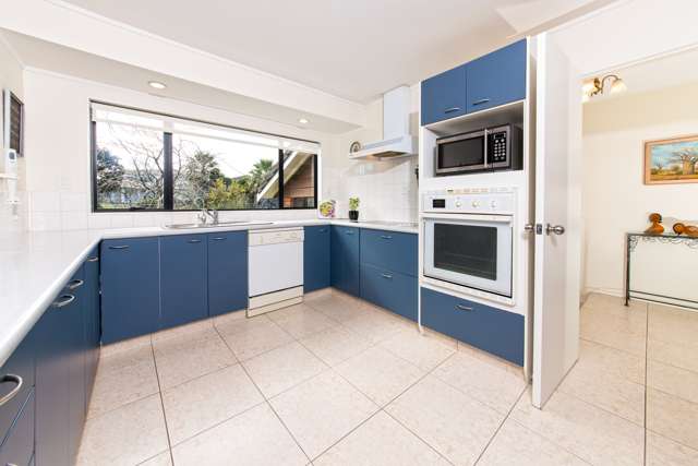 35 Nicholas Road Somerville_4