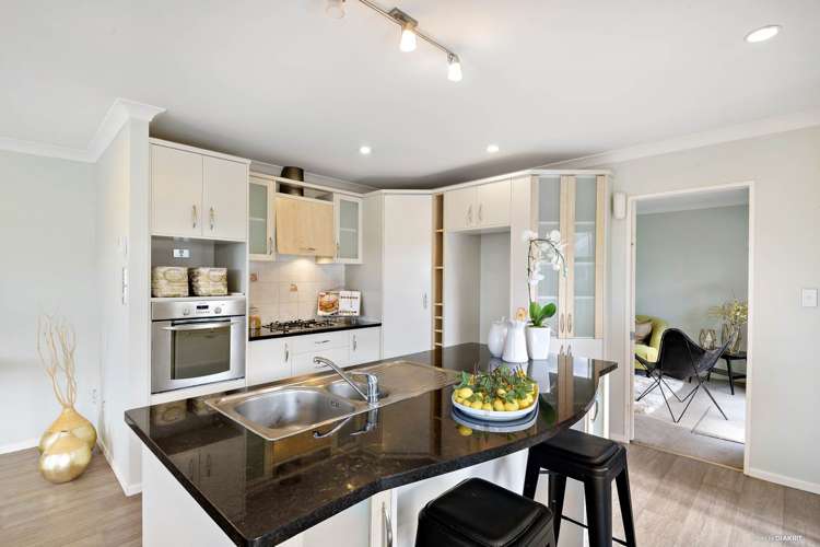 6 Cinnabar Place Westgate_5