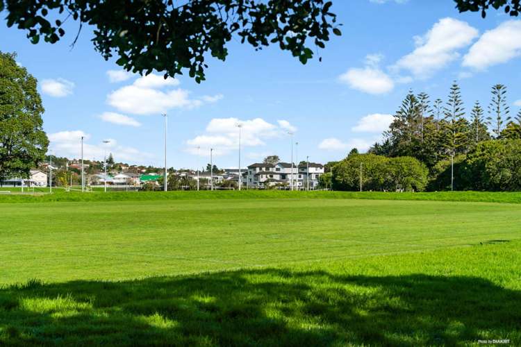 1/10 Heather Place Sunnynook_15