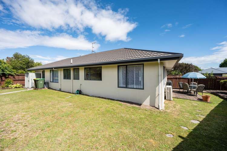 5 Melia Place Richmond_17