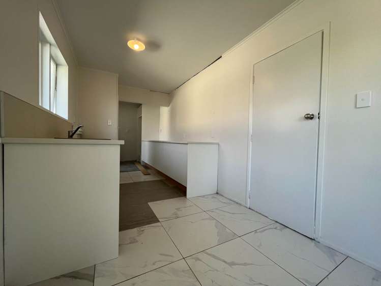 16 Kivell Close Mangere East_17