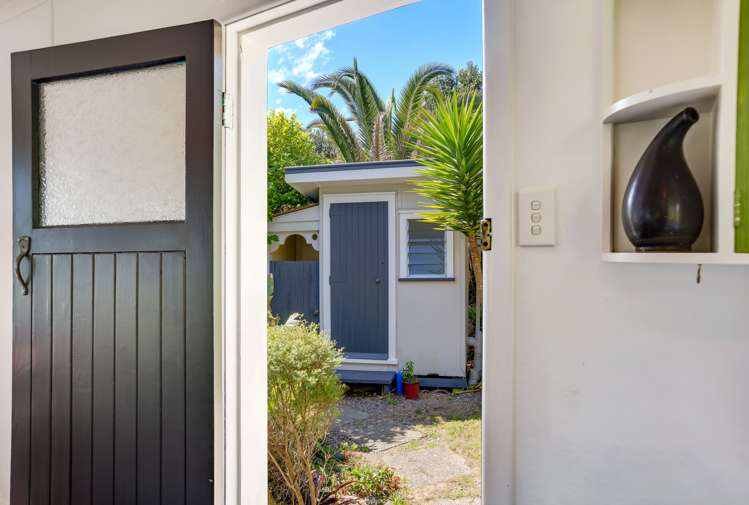 2 Te Aroha Avenue Oneroa_18