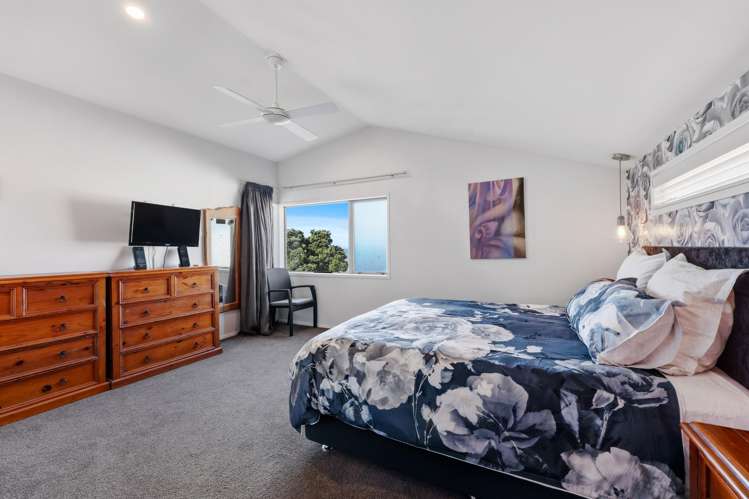 49 Torkar Road Clarks Beach_14