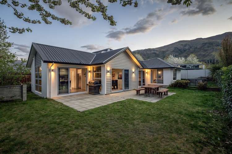 3 Clydesdale Court Wanaka_14