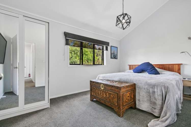 10 Lochinvar Place Hairini_9