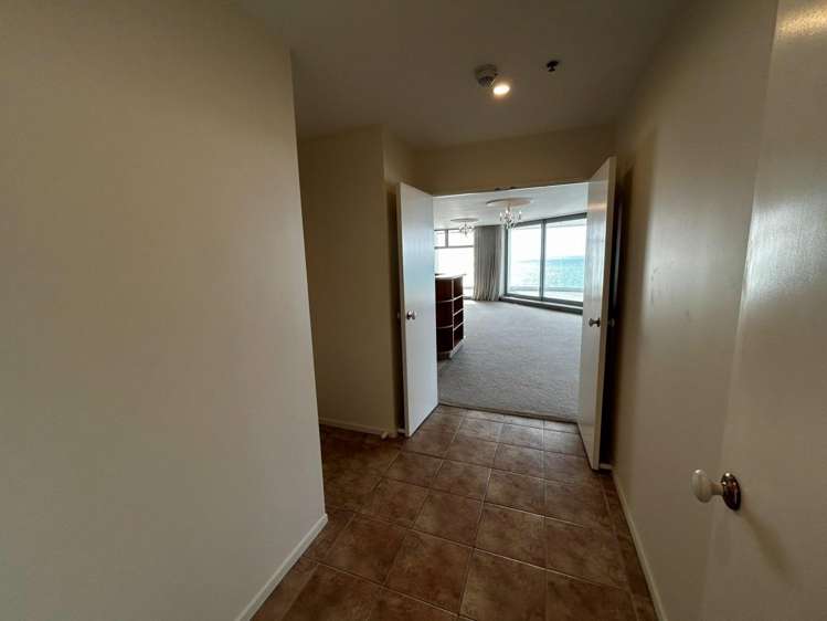 10B/2 Marine Parade 11229_24