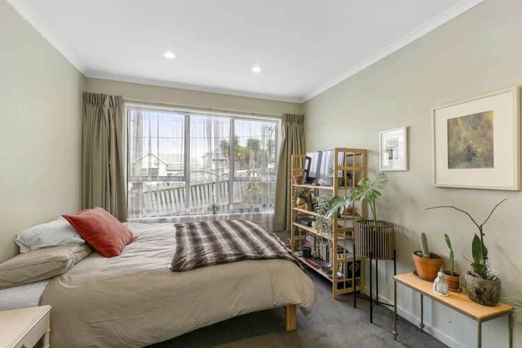 4 Chilka Street Berhampore_6