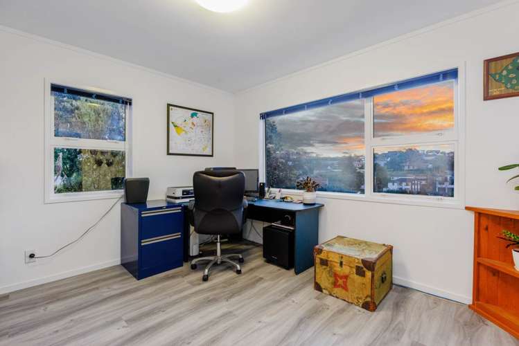 26 Squirrel Lane Browns Bay_8