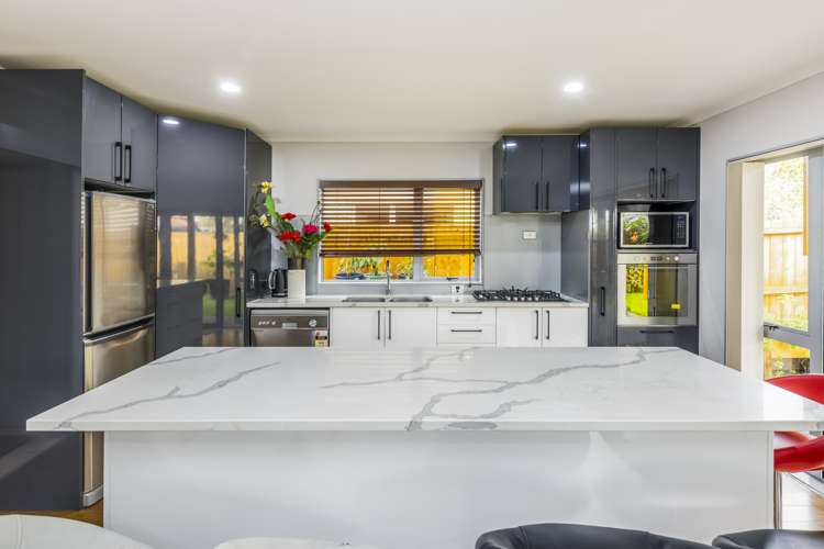 38 Maypark Crescent Flat Bush_3