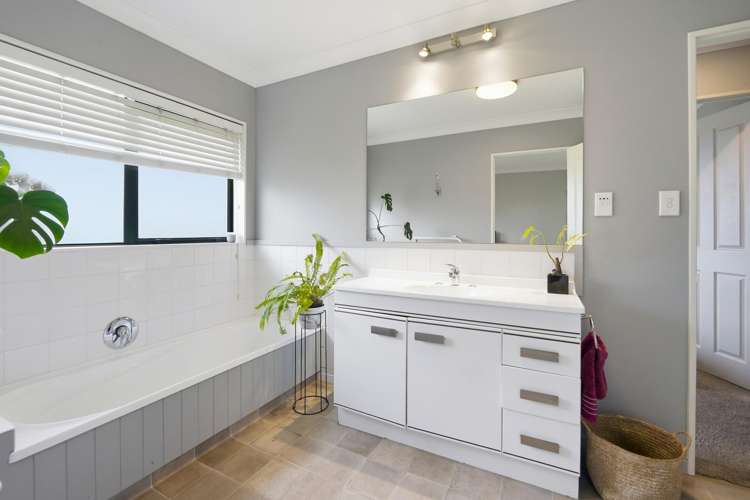 28b Laburnum Glen Mount Maunganui_14