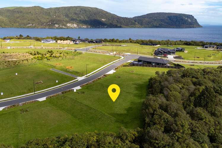 7 Otaketake Drive Kinloch_7