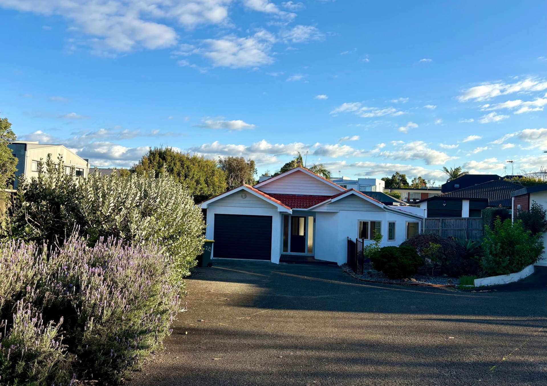 2/2 East Coast Road Milford_0