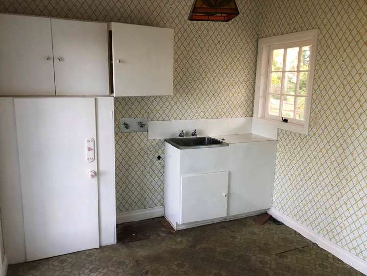 242 Redoubt Road Totara Park_6