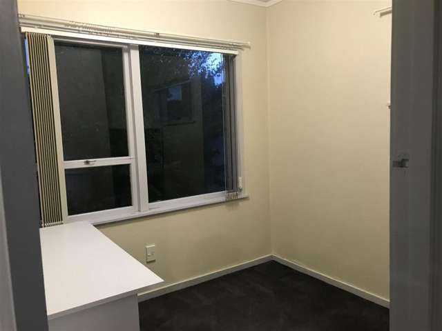 2/64 Haycock Ave Mount Roskill_4