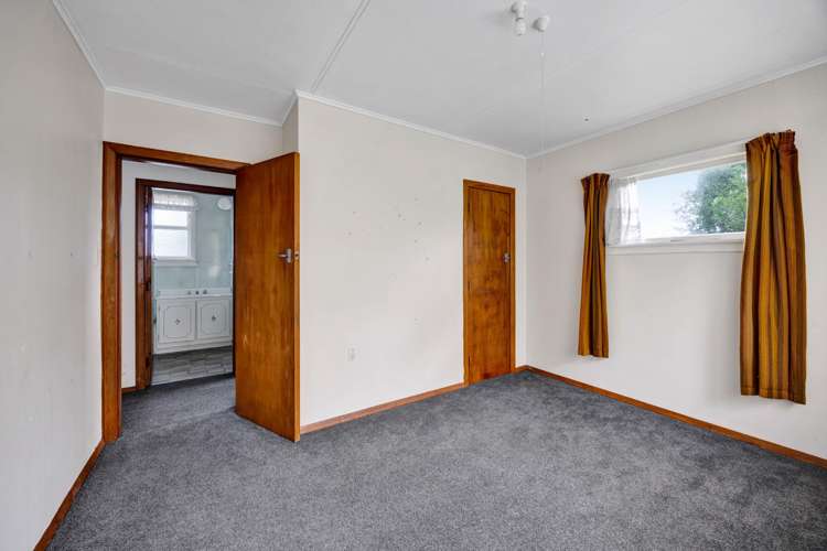 32 Victoria Street Patea_13