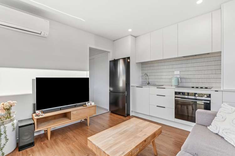 9 Caton Street Lake Hawea_14