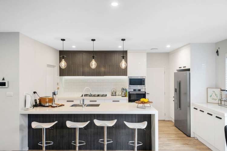 17 Lisnoble Road Flat Bush_8