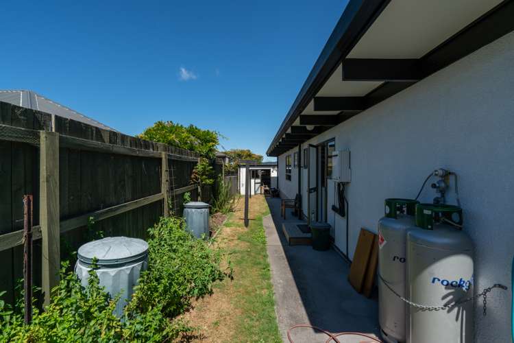 2/15 Mere Road Taupo_18