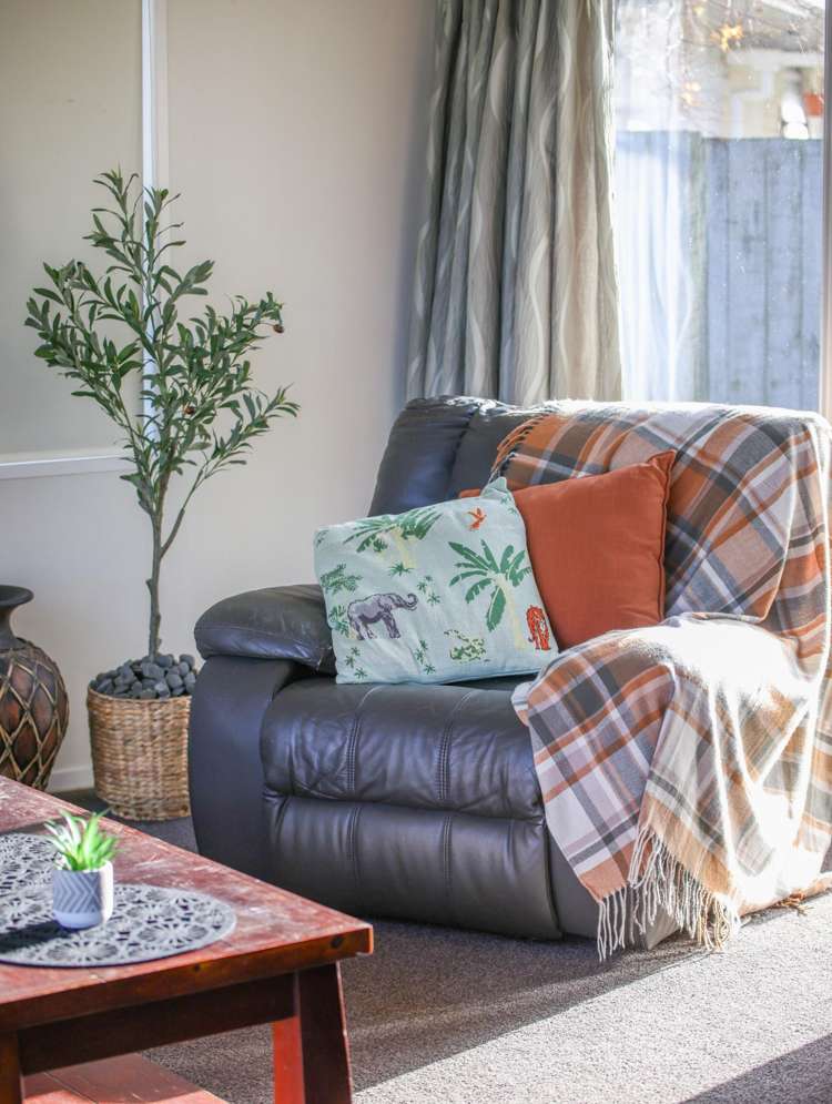 76 Oakfield Crescent Pukete_5