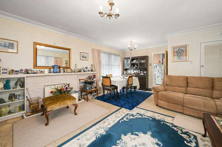 8 Werrina Crescent Mangakakahi_10