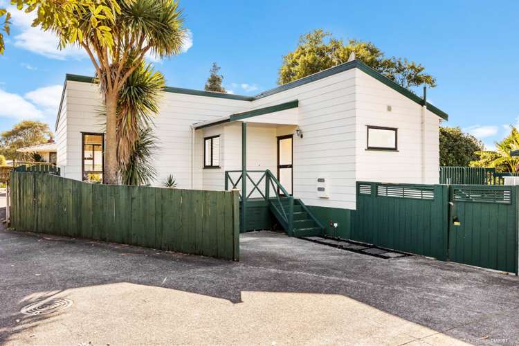 10a Forest Hill Road Henderson_8