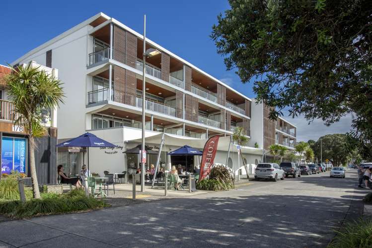 23/6 Beach Front Lane Browns Bay_5