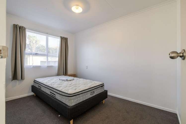  354 Botanical Road West End_12
