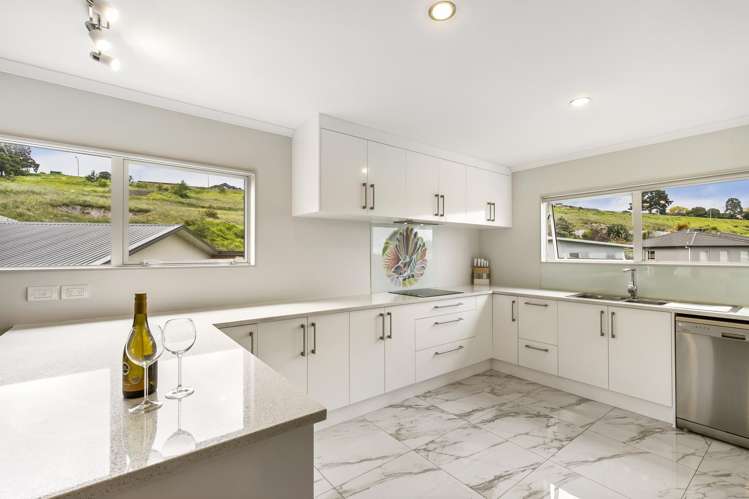 43 Cape Vista Crescent Pukekohe_4