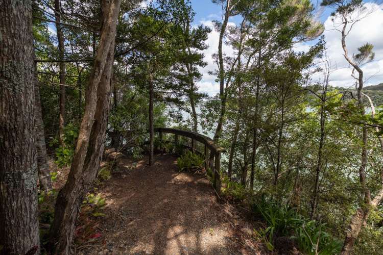 49 Okiato Road Russell Surrounds_31