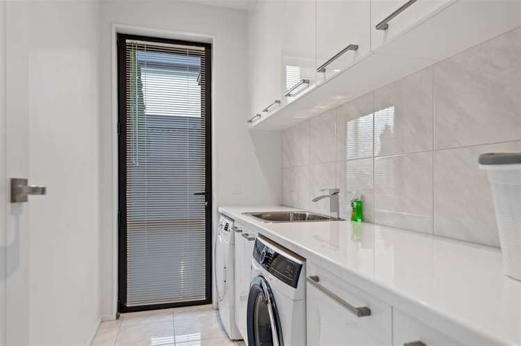 22a Rivers Edge Northwood_38