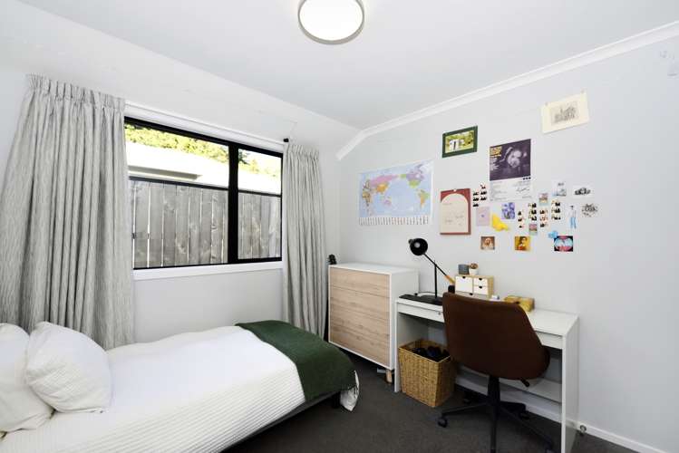 7 Olivine Terrace The Brook_19