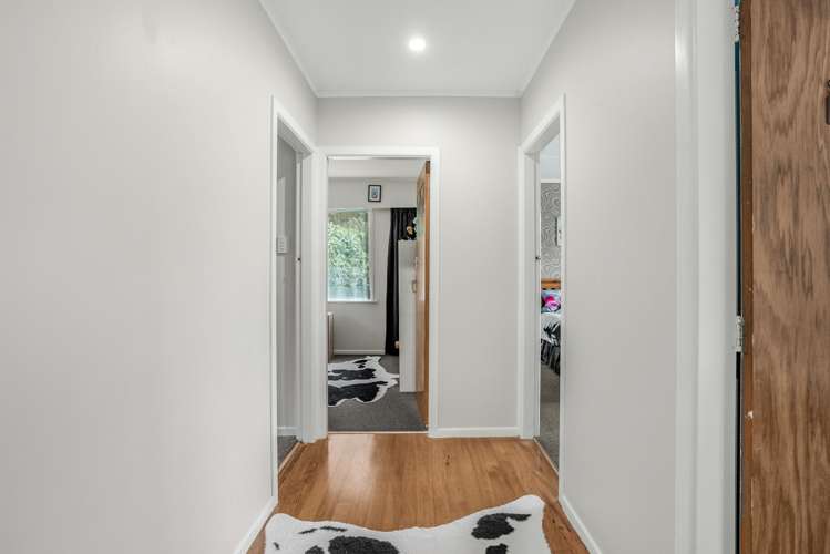 8 Harlow Grove Wainuiomata_8