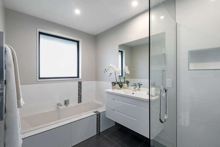 6 Watkins Place Lincoln_17