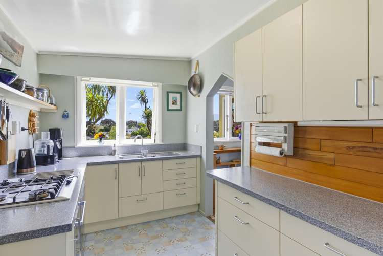 74A Raumati Road Raumati Beach_9
