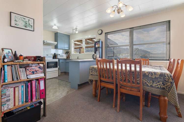 17 Beryl Place Pukehangi_11