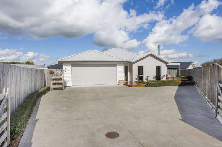 23A Roots Street East Feilding_35
