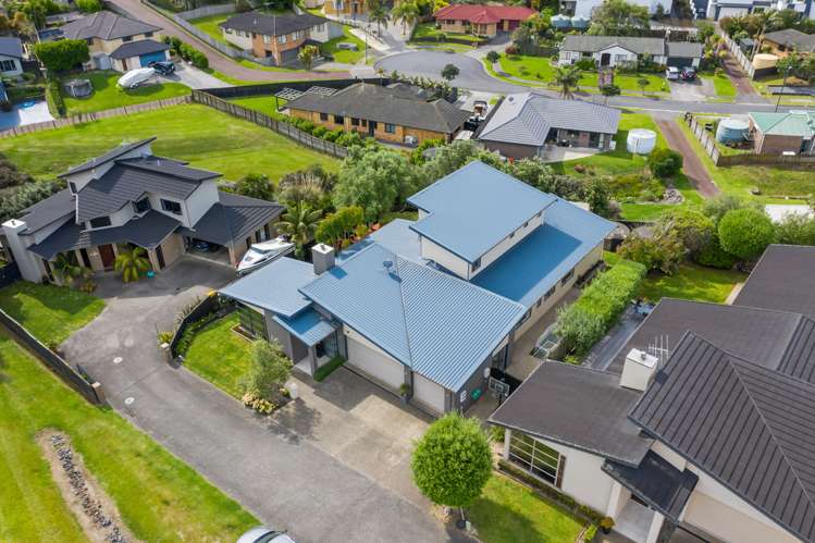 33 Pine Harbour Parade Beachlands_23